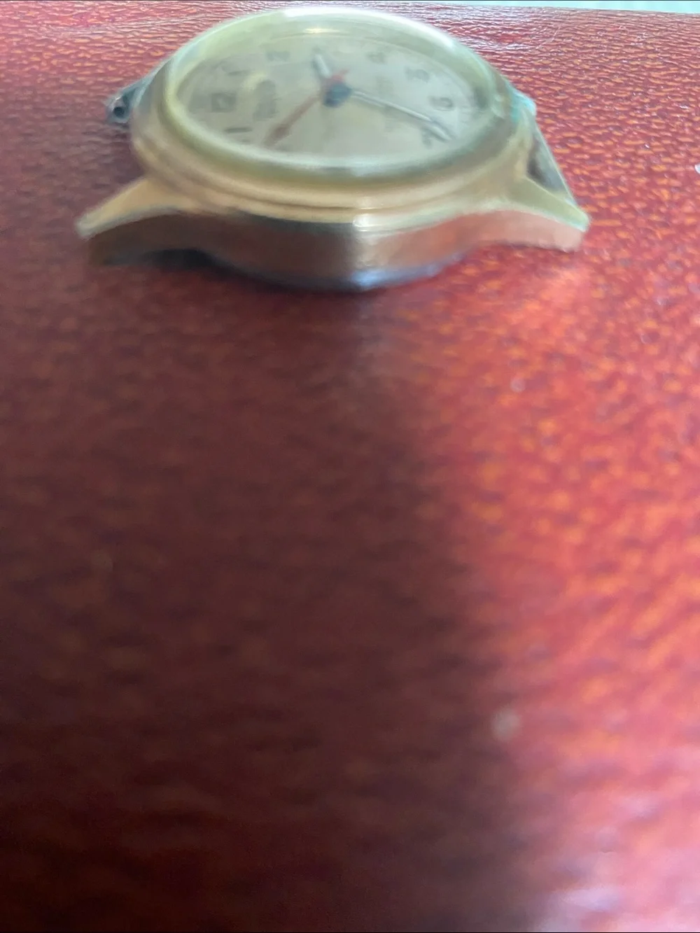 Mumwill military watch run very well